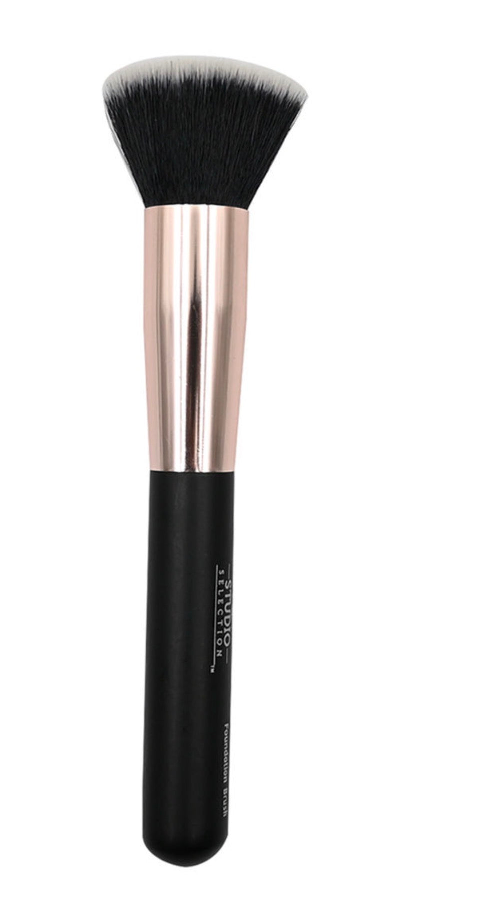 Studio Selection Foundation Brush